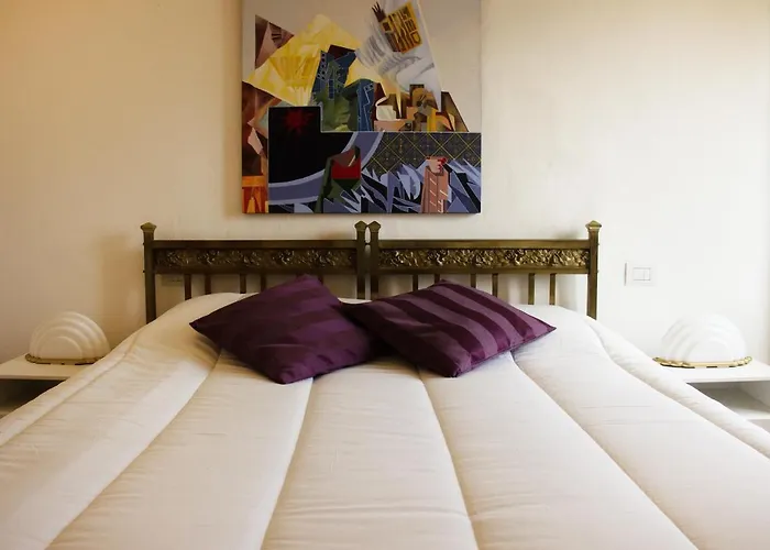 The View: Boutique Near Piazza Del Campo Sienne