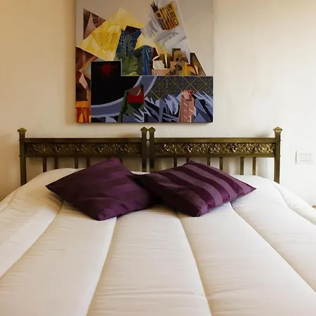 The View: Boutique Near Piazza Del Campo Sienne